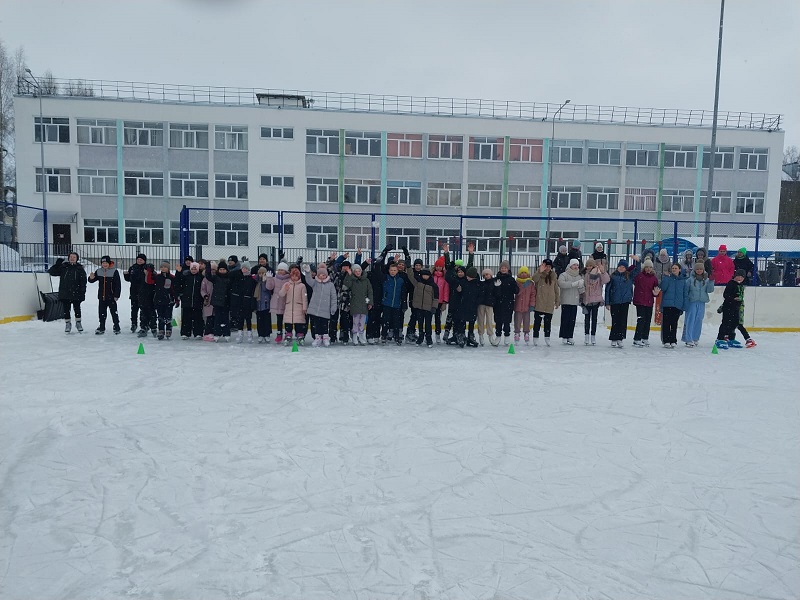 Участники соревнований по конькам.